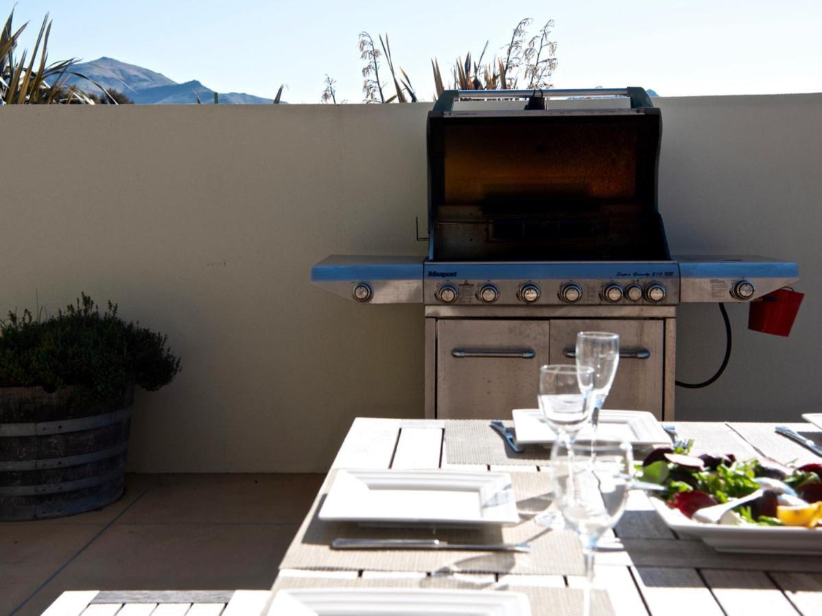 Kotare Point Paradise - Akaroa Holiday Home Екстер'єр фото