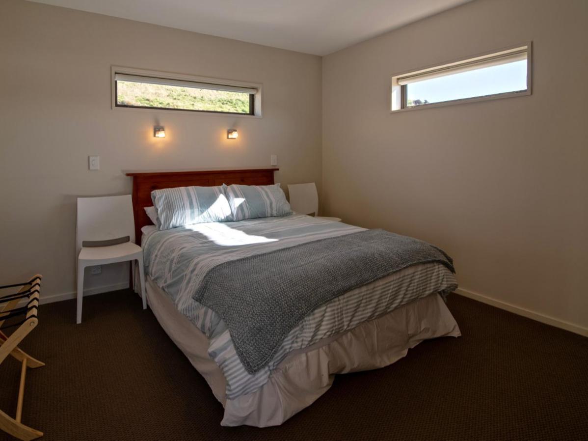 Kotare Point Paradise - Akaroa Holiday Home Екстер'єр фото
